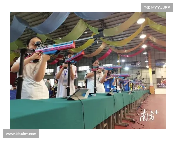 清华附中湾区学校180名学生体验光电射击精准运动提升体育素养 清华附中湾区学校180名学生体验光电射击精准运动提升体育素养